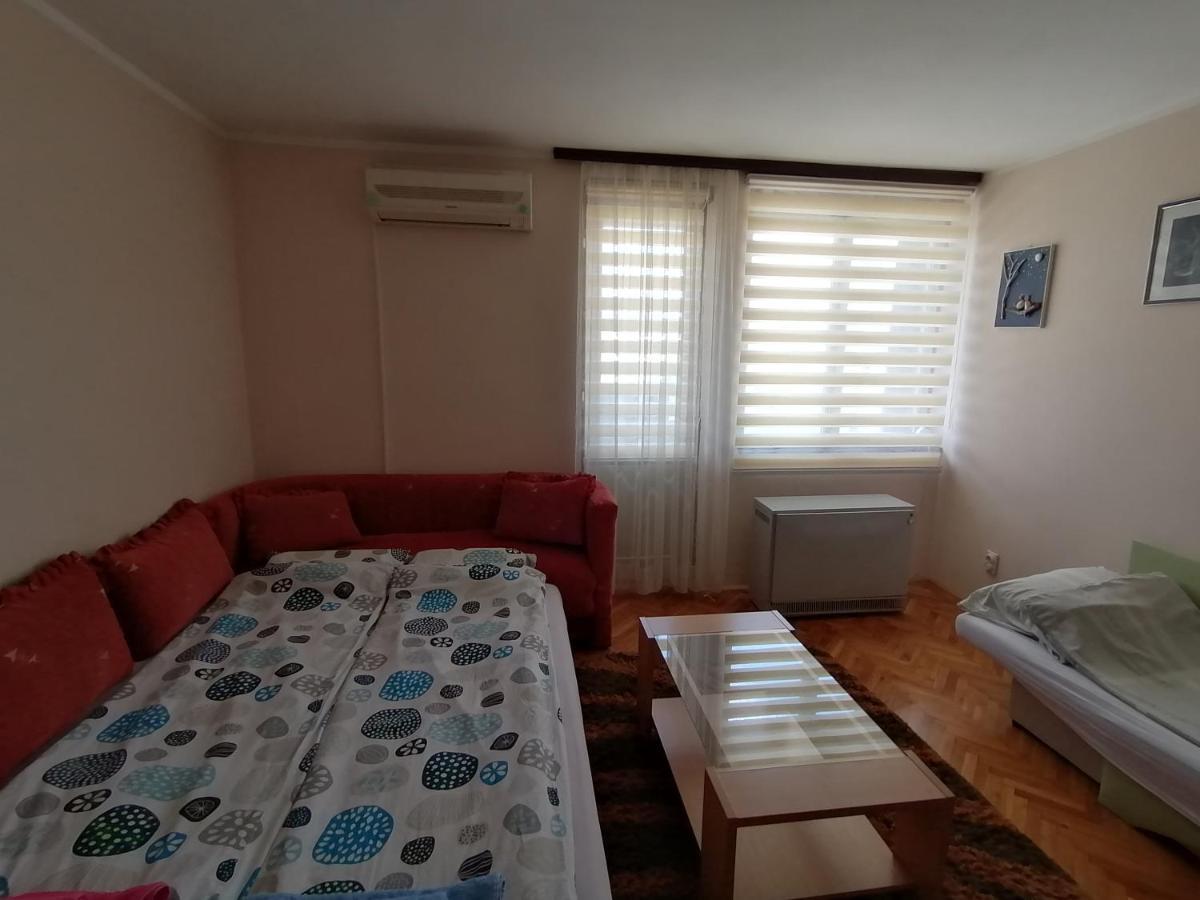 Apartman Lena Arandjelovac Luaran gambar