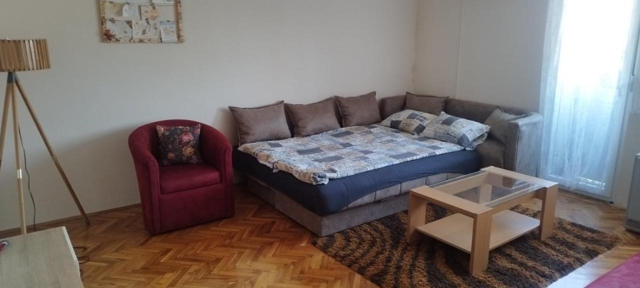 Apartman Lena Arandjelovac Luaran gambar